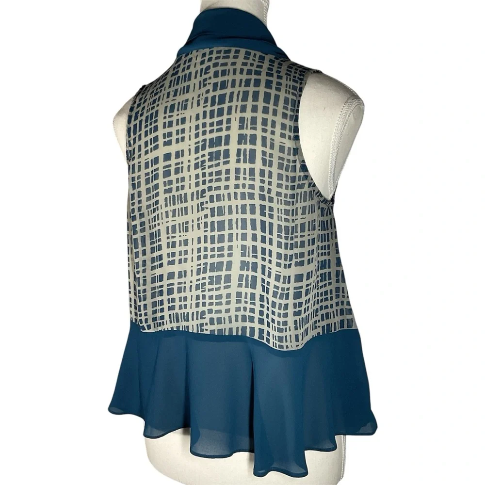 Naked Zebra Blue Sleeveless Blouse - Picture 6 of 8